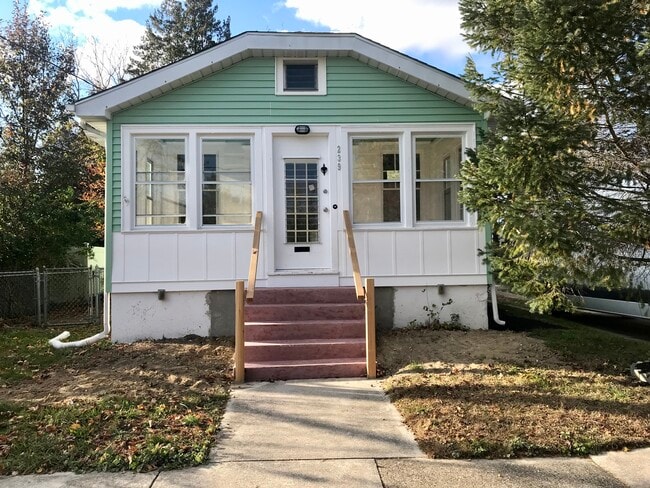Building Photo - 239 Marlin Rd