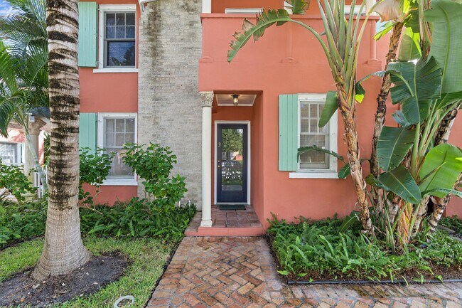 Photo - 102 SE 7th Ave