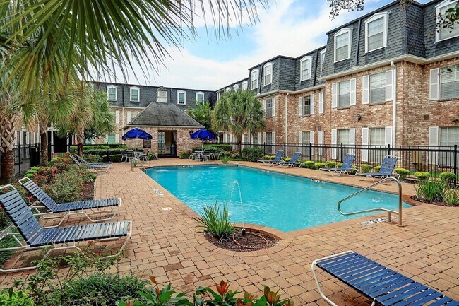 Photo - 353 N Post Oak Ln Unit 819