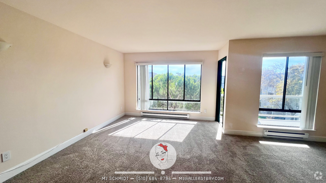 Building Photo - Bright Top floor studio with sunny courtya... Unit 434 Rental