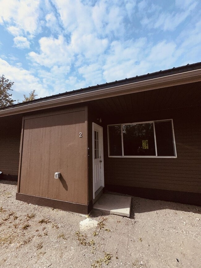 Building Photo - 374 E Chickaloon Way Unit 2 Rental