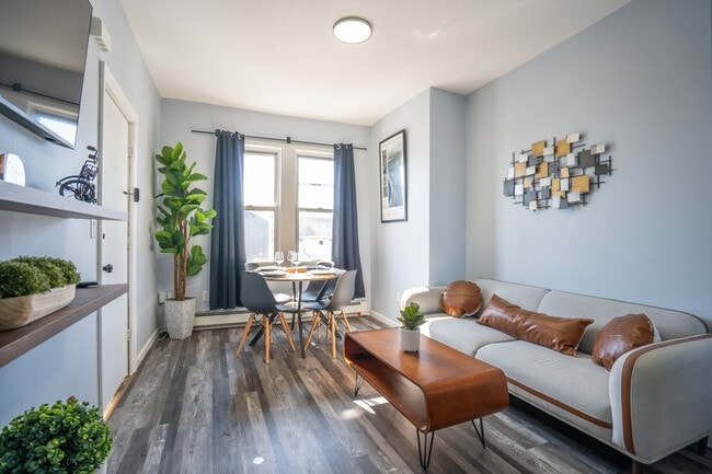 Building Photo - 309 Westminster Pl