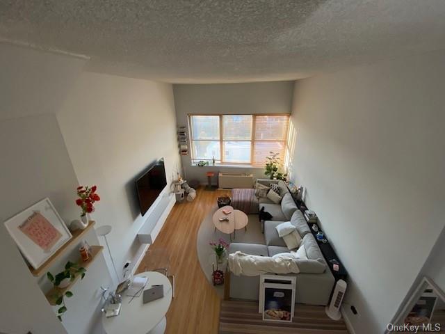 Photo - 1 Landmark Sq Unidad 612