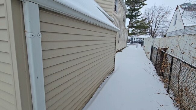 Photo - 6209 Pleasant Ave