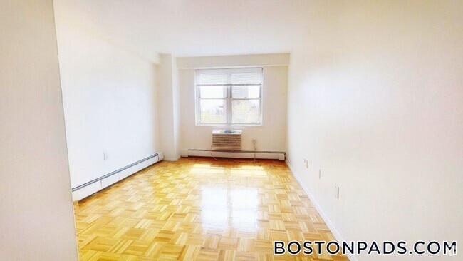 Building Photo - 175 Freeman St Rental
