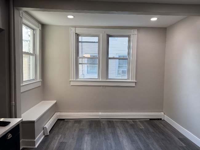 65 Early St Unit 1