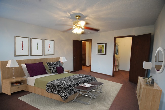 Lynwood Pointe
