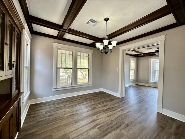 Photo - 2116 Morrow Ave