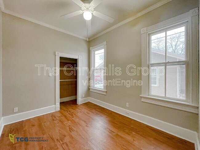 Photo - 111 W Moore St