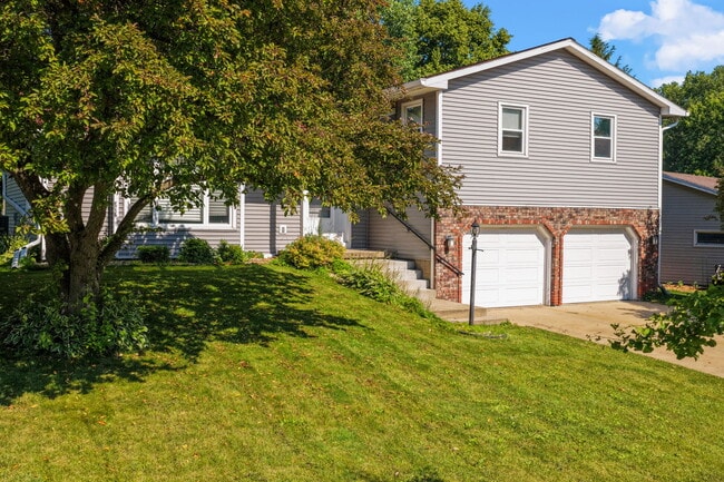 Photo - 3622 Rolling Hill Dr