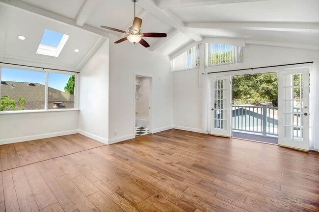 Photo - 2401 Olive Ave