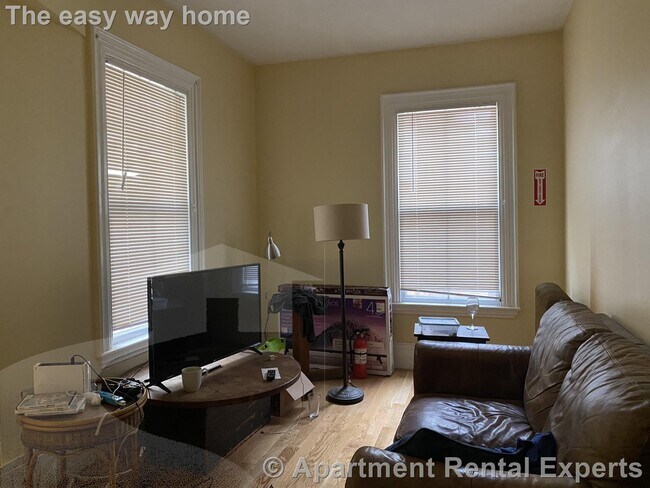 Building Photo - 89-91 Hancock St Unit #7