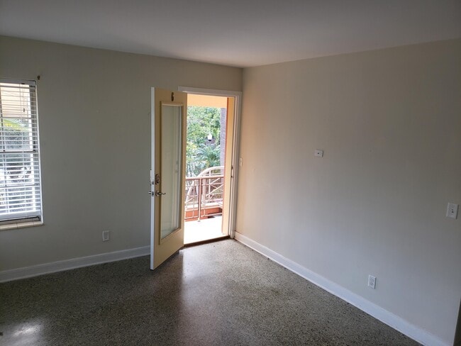 Photo - 3637 S Olive Ave Unit 7