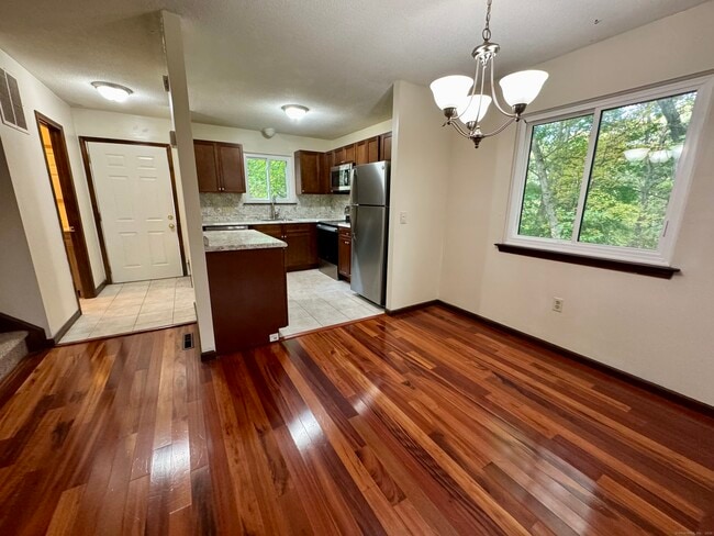 Photo - 550 Darling St Unit 2A