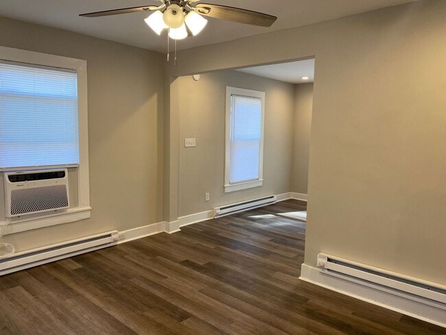 Photo - 2 bedroom/1 bath Duplex "ASK ABOUT OUR ZER...