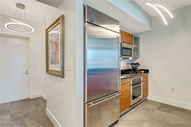 Photo - 3000 Oasis Grand Blvd Unit 606