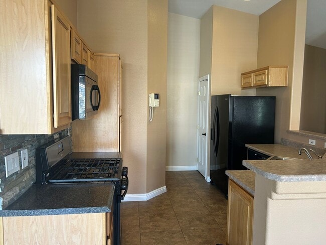 Photo - Beautiful 2 bedroom townhome with attached garage
