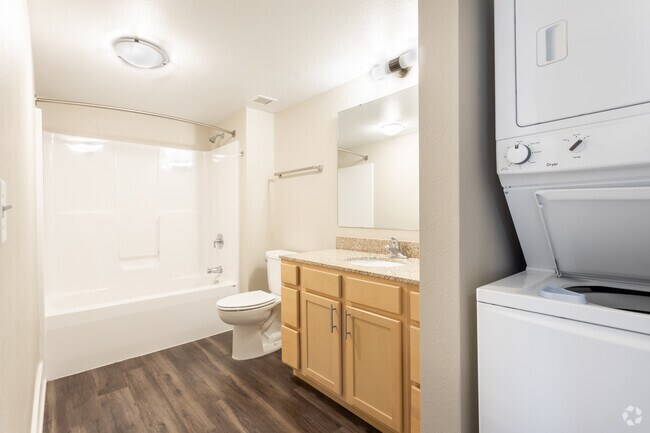 1BR,1BA,687SF - Liberty
