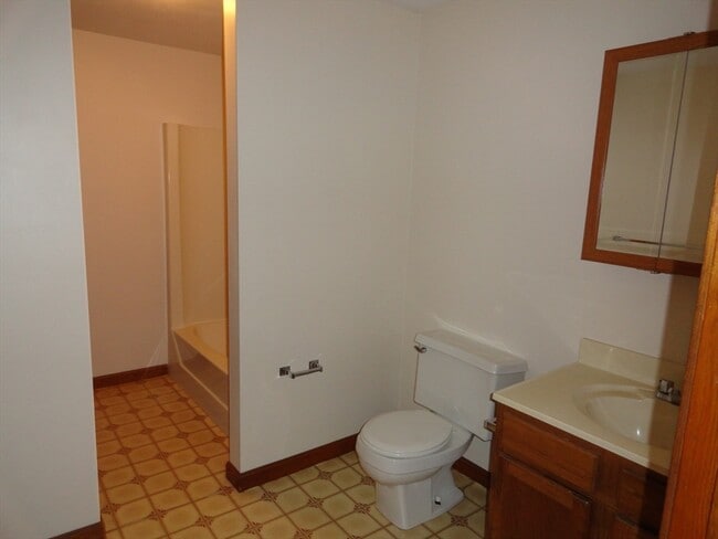 Photo - 17 Highland St Unit B