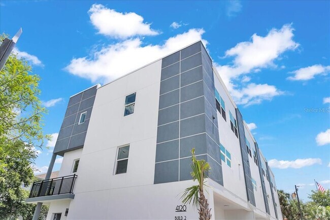 Building Photo - 4120 W North A St Rental