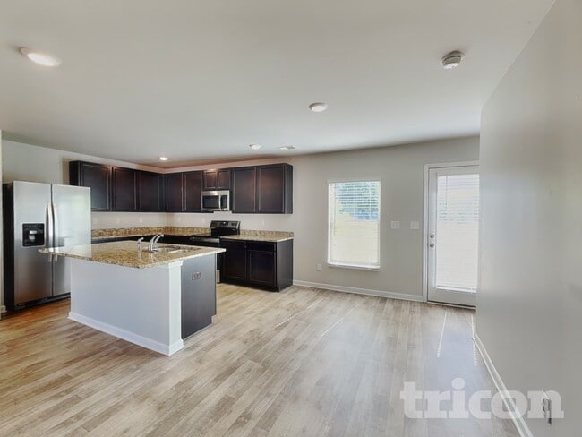 1433 Veranda Ln
