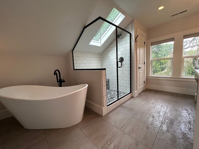 3 BD SW Portland Home Near Multnomah Village - 3 BD SW Portland Home Near Multnomah Village