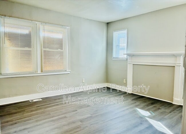 Photo - 2716 Mayfair Ave