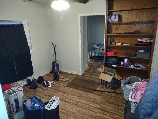 Photo - 859 Stewart St Unidad lower