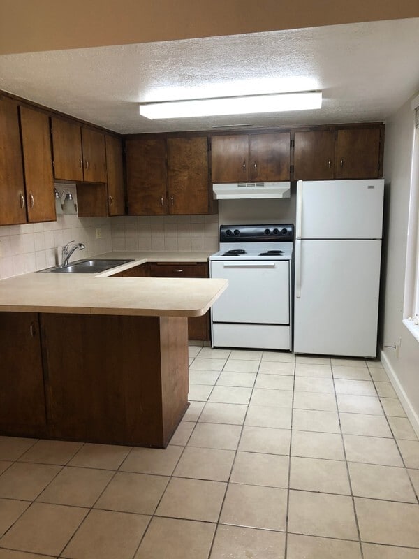 Photo - 1265 N 400 E