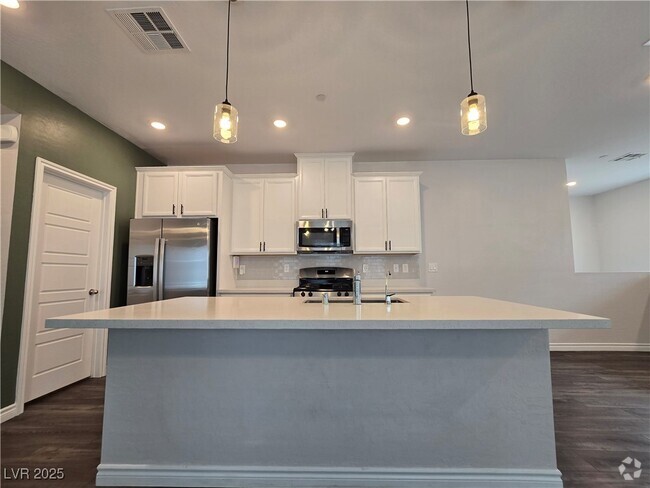 Building Photo - 7306 N Decatur Blvd Rental
