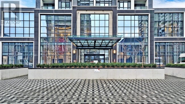 Photo - 7 Mabelle Ave Unité 3210