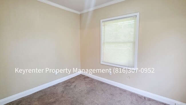 Photo - 4 Bed, 1 Bath Home available now!