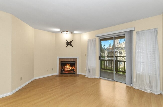 Photo - Harbour Point Blvd townhome for rent!