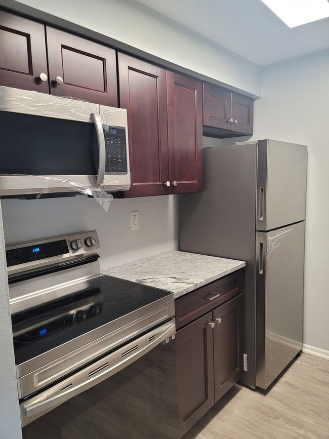 Photo - Conveniently located! Renovated 1 yr ago