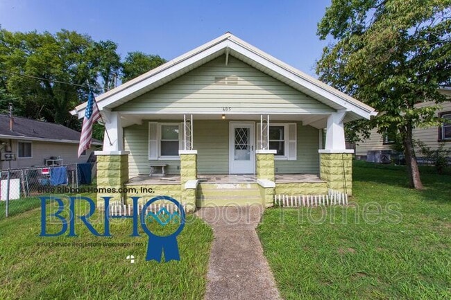 Photo - 605 Victory St NW