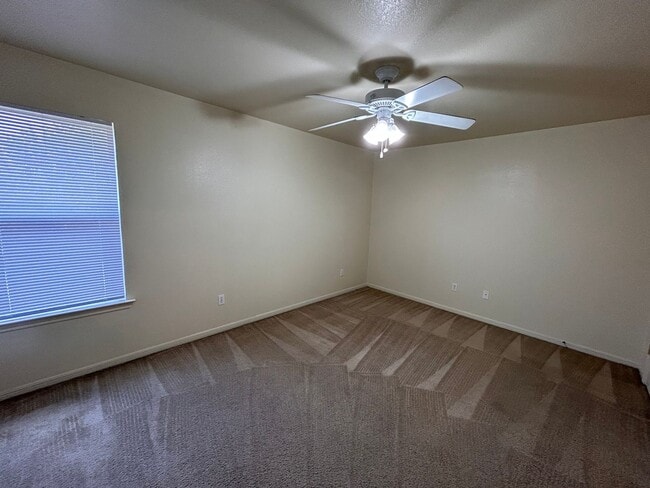 Photo - 1631 Yuma Trail Unidad A