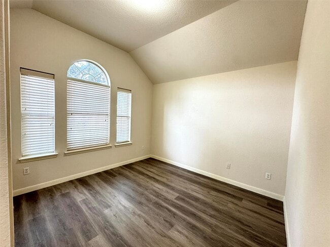 Photo - 21470 Olympic Forest Dr