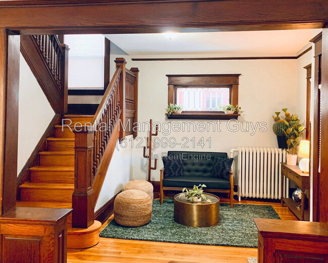 2110 Marshall Ave