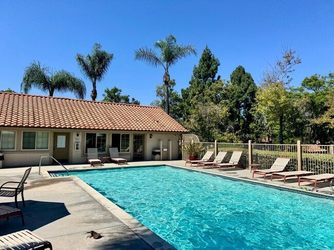 10305 Azuaga St