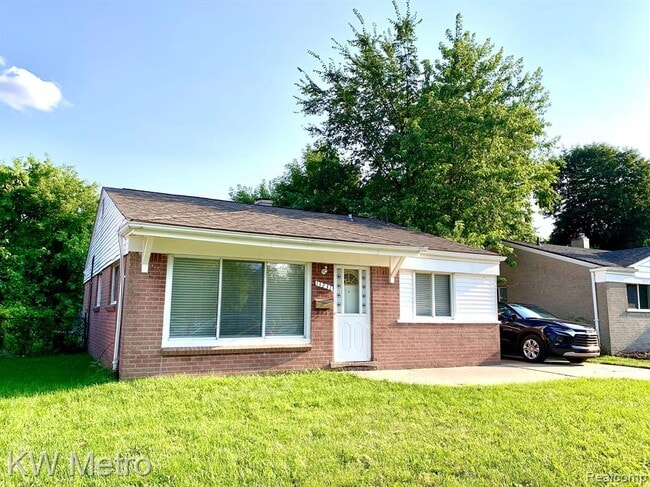 Photo - 13231 Albany St