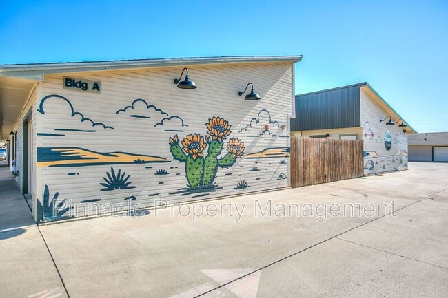 Photo - 350 W Ave L Unit Depot Flats #11