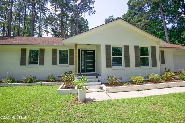 Photo - 906 N Glenwood Trail