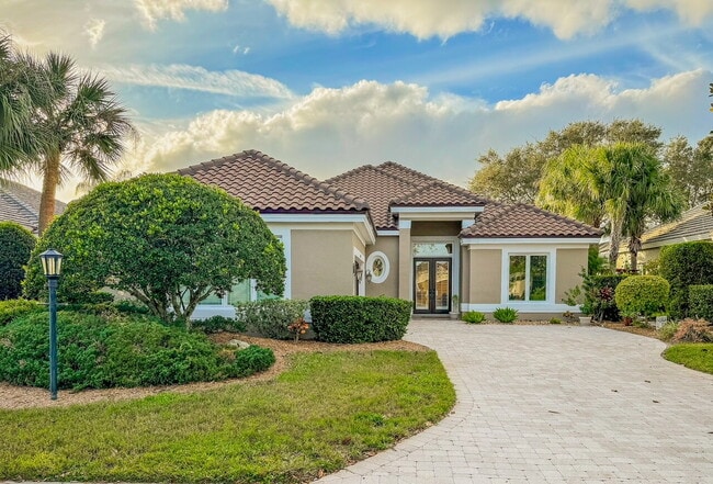 Building Photo - "Luxurious 3-Bedroom Bradenton Retreat with Granite Elegance & Guest Suite -