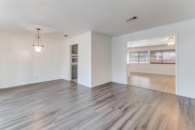 Photo - 2107 Briarwood Blvd