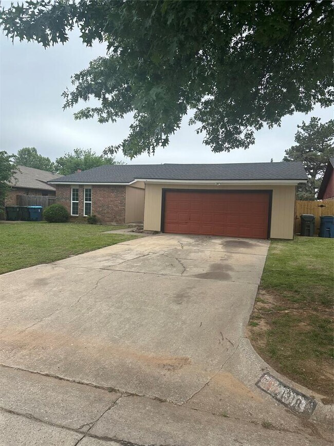 Photo - 1318 Alviola Ave