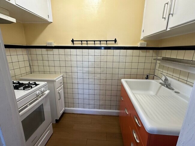 Photo - 455 Peckham St Apartamento Unidad 2W