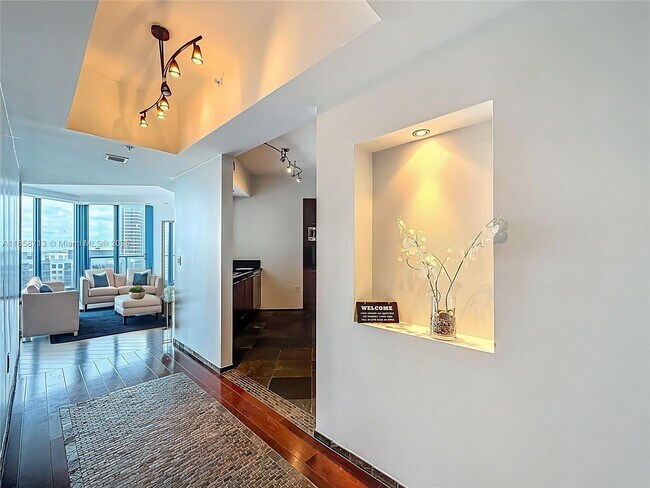 Photo - 333 Las Olas Way Unidad 2501