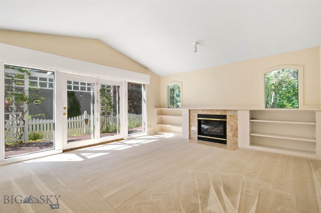 Photo - 3155 Fieldstone Dr W