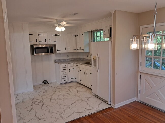 Photo - 3729 Faulkner Dr
