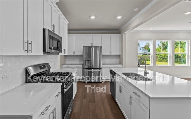 Photo - 1288 Maple Br Cir